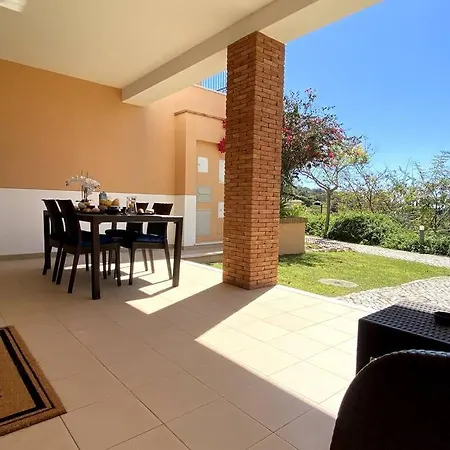 Apartment Flor Da Primavera By Coral Mexilhoeira Grande