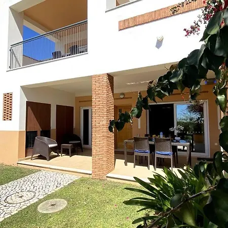 Flor Da Primavera By Coral Apartment