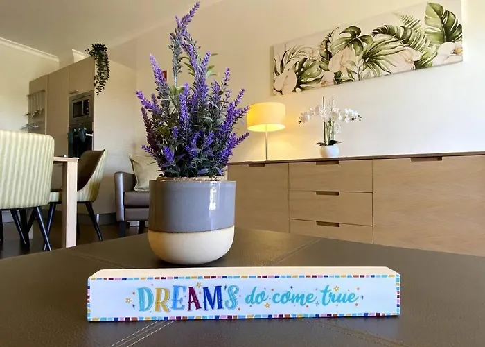 Apartment Flor Da Primavera By Coral